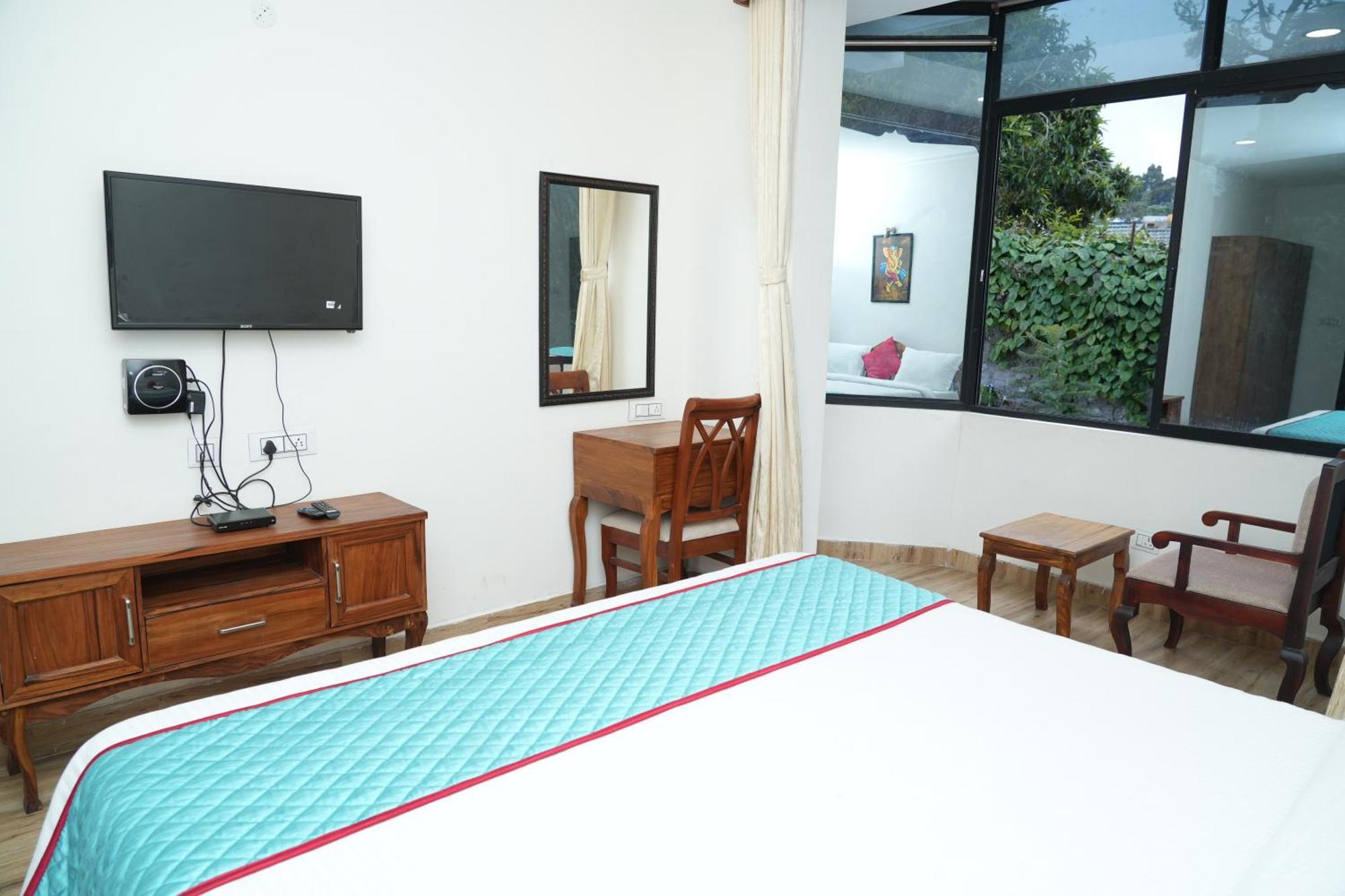 Vetrivel International By Brown Tree Resorts 科代卡纳尔 外观 照片